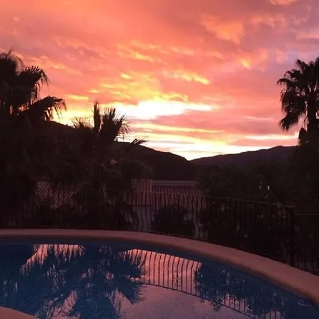 One Bed Overlooking Jalon Valley, Costa Blanca Apartment *