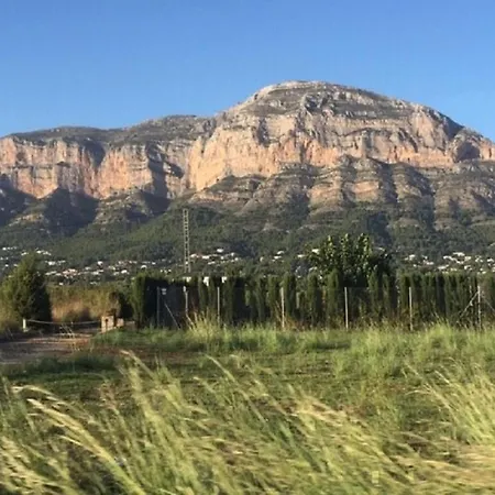 One Bed Overlooking Jalon Valley, Costa Blanca Apartment