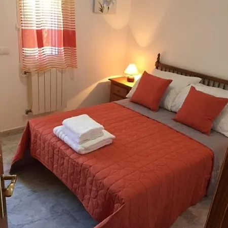 Apartment One Bed Overlooking Jalon Valley, Costa Blanca *